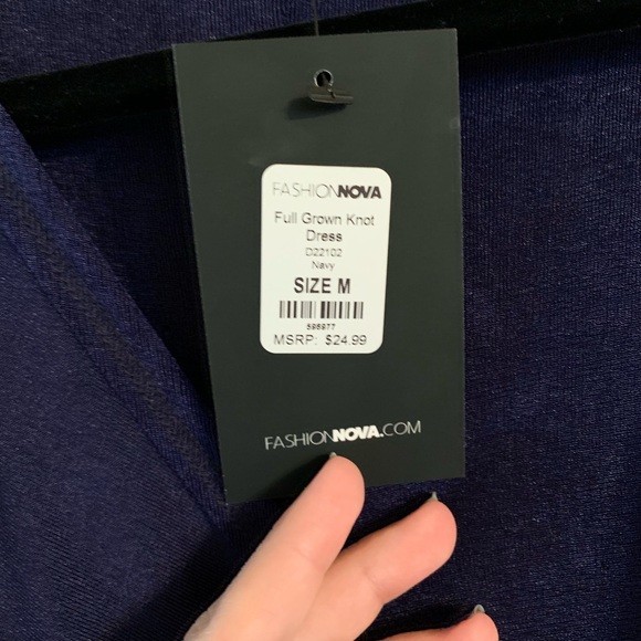 Brand new fashion nova dress - Picture 3 of 3